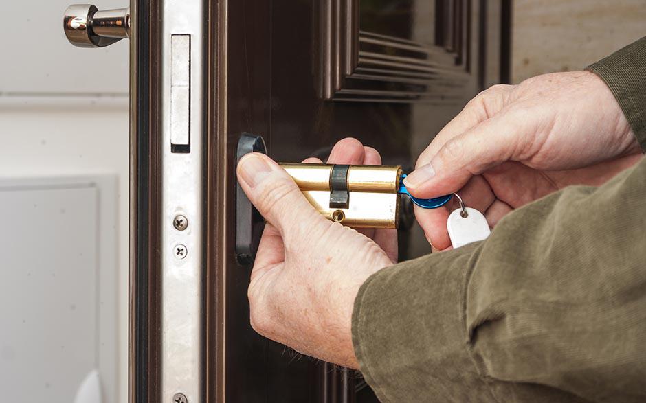 tarifs serrurier ouverture de porte Aulnay-sous-Bois